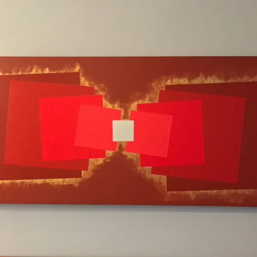 Obra abstracta geométrica Passion in Red de Paco Cremades, 2009, acrílico sobre lienzo 70x150 cm.
