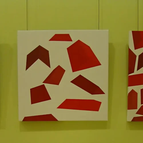 Obra abstracta geométrica Teja2 de Paco Cremades, 2009, tríptico acrílico sobre lienzo 3 x 60x60 cm.
